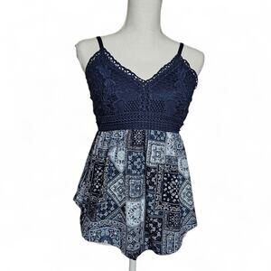 No Boundaries Lace Crochet Y2K Babydoll Handkerchief Hem Tank Top Junior Sz M